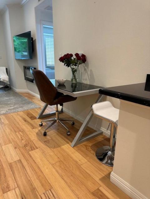 Irvine Gem Luxury Condo Near Irvine Business & Uci Hospital Extérieur photo